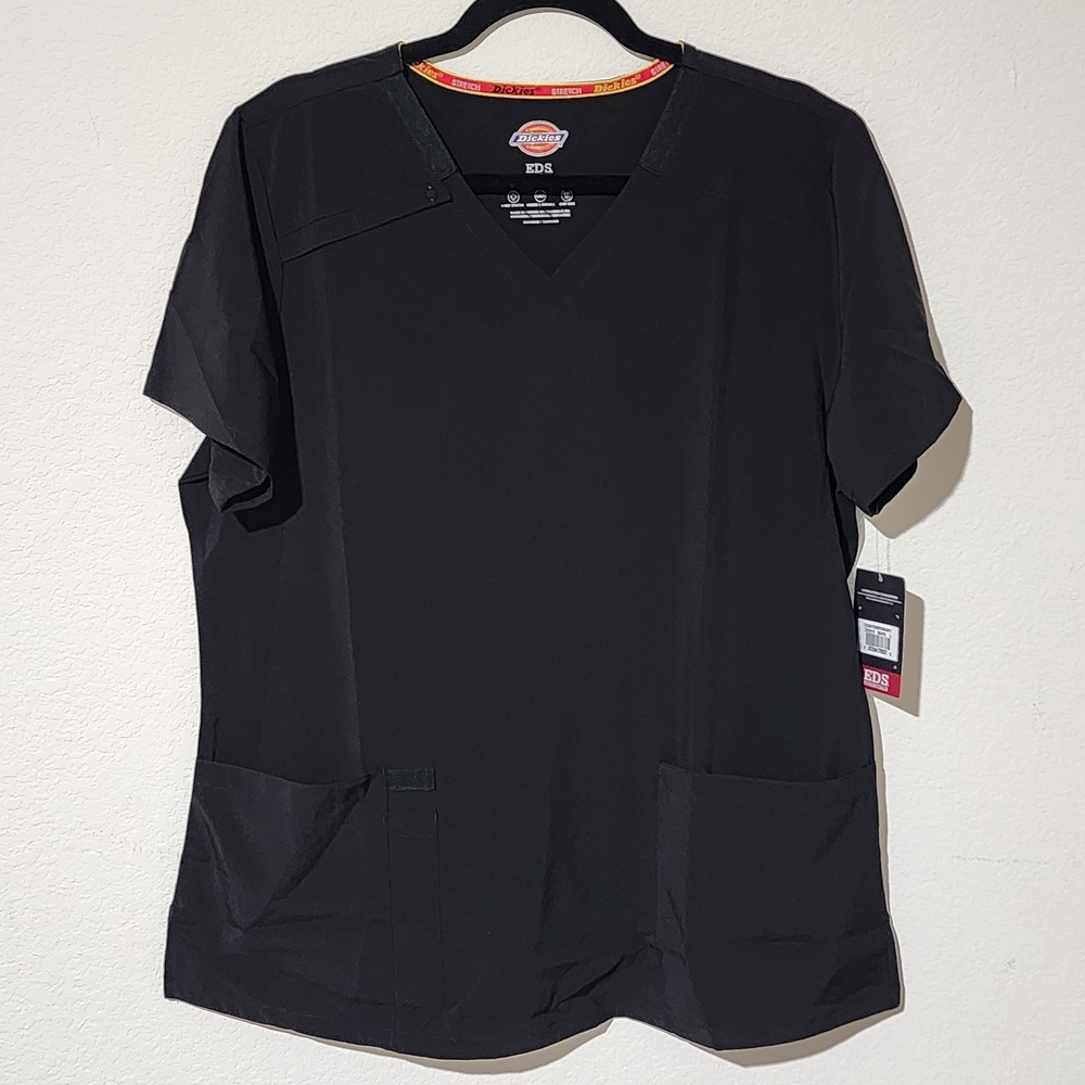 Dickies Women's V-neck Black Scrub Shirt With Two Front Pockets And Pen Pocket